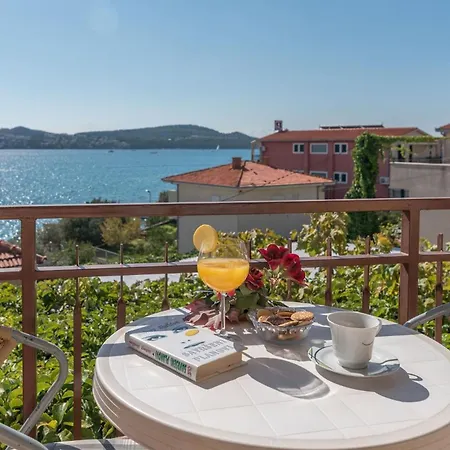 Daire Vin Trogir