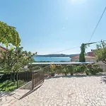 Vin * Trogir